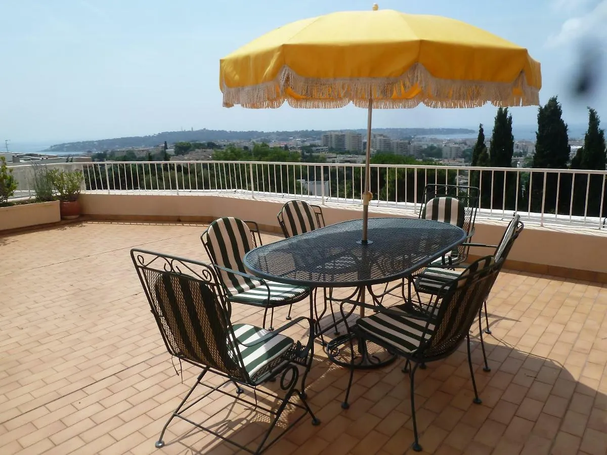 Le St Jean 48 Chemin Des Autrichiens Antibes Apartamento