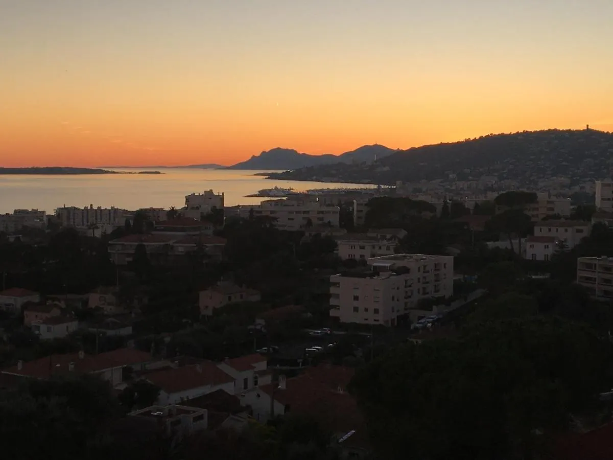 Le St Jean 48 Chemin Des Autrichiens Antibes Apartment France